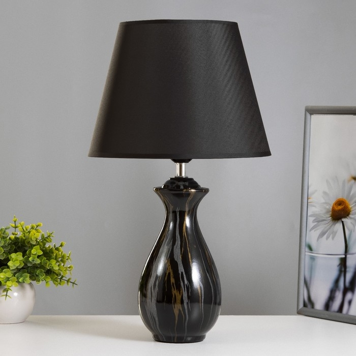 Настольная лампа Настольная лампа "Лилиан" Е27 40Вт черный 25х25х42см RISALUX