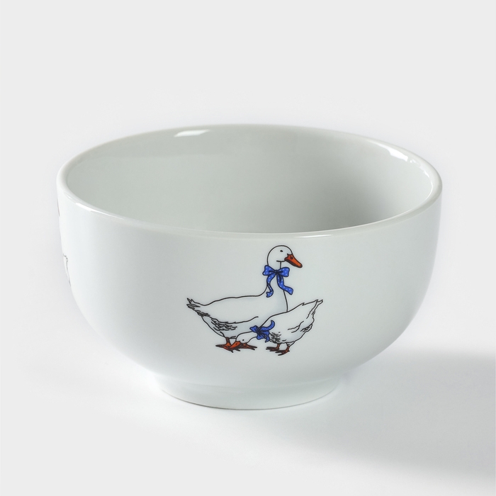 Пиала фарфоровая «Гуси», 330 мл, d=11 см, рисунок микс Пиала фарфоровая «Гуси», 330 мл, d=11 см, рисунок микс