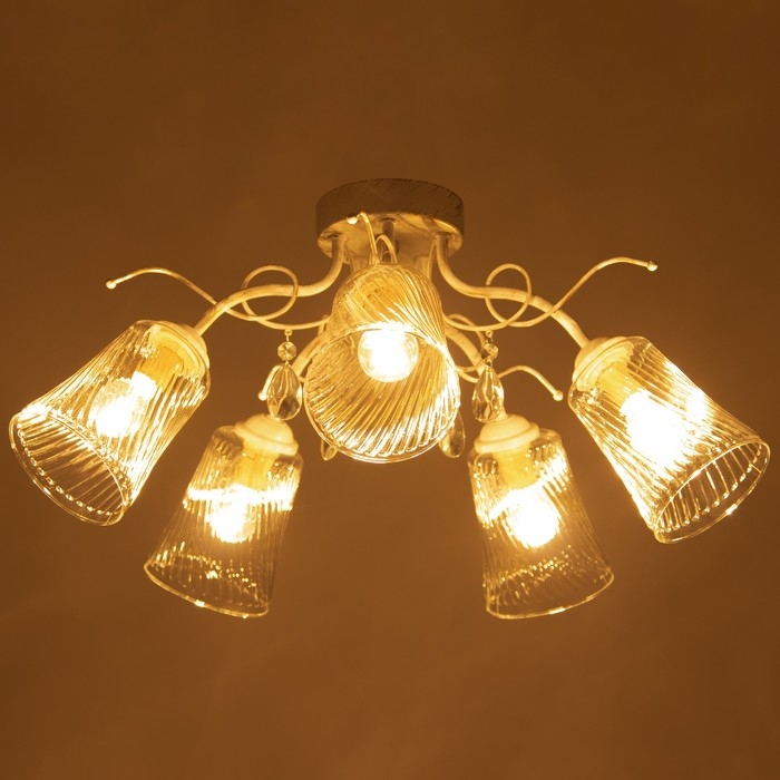 Люстра Люстра "Глория" 5xE14 40Вт белый с золотой патиной 61,5х61,5х27 см BayerLux