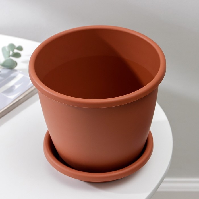 Горшок для цветов с поддоном «Афина», 2,2 л, пластиковый, цвет коричневый Горшок для цветов с поддоном «Афина», 2,2 л, пластиковый, цвет коричневый