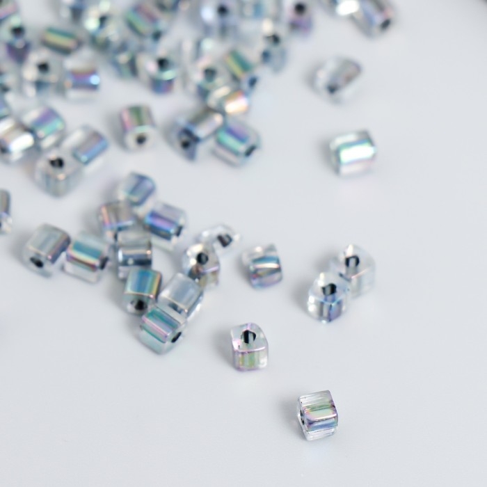 Бисер стекло 6/0  Бисер стекло 6/0 "Кубик. Полупрозрачный. Радужный" 10 гр