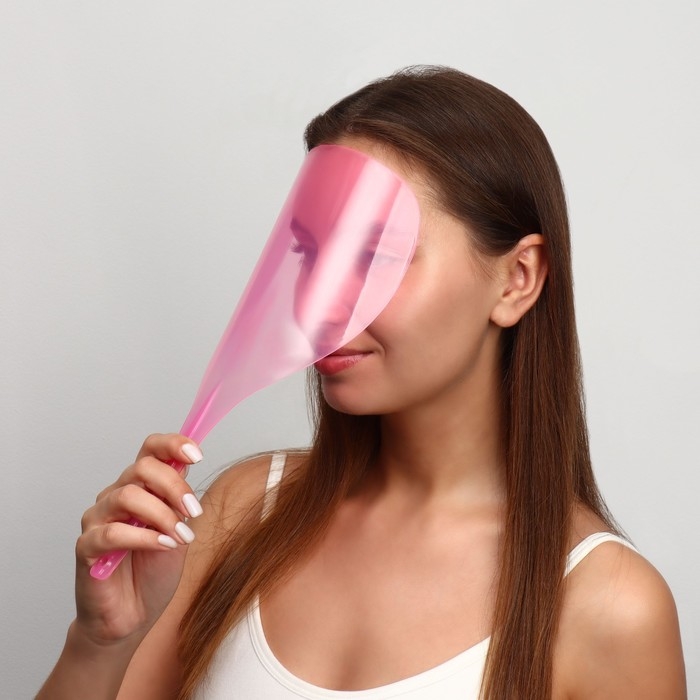 Экран для защиты лица, с ручкой, 31,5 × 13,5 см, цвет розовый Экран для защиты лица, с ручкой, 31,5 × 13,5 см, цвет розовый