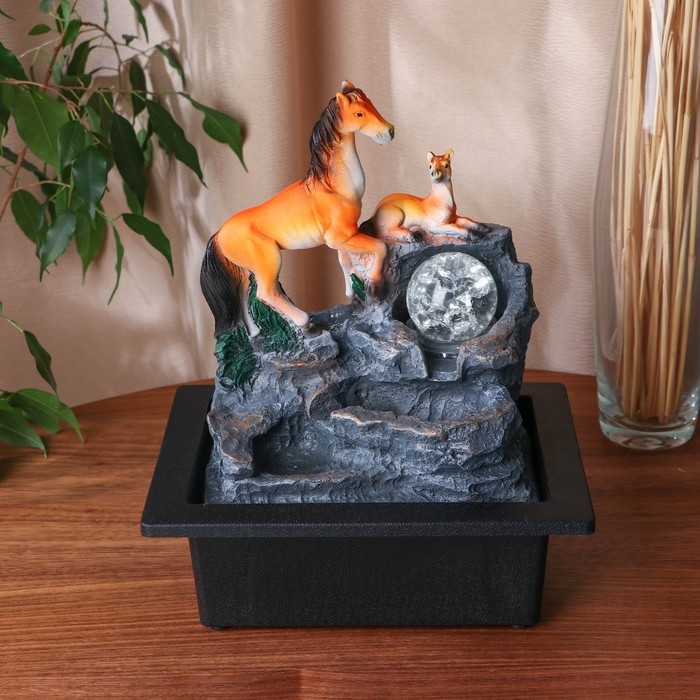 Фонтан Фонтан "Конь на скале" 16х20х26 см (с подсветкой)