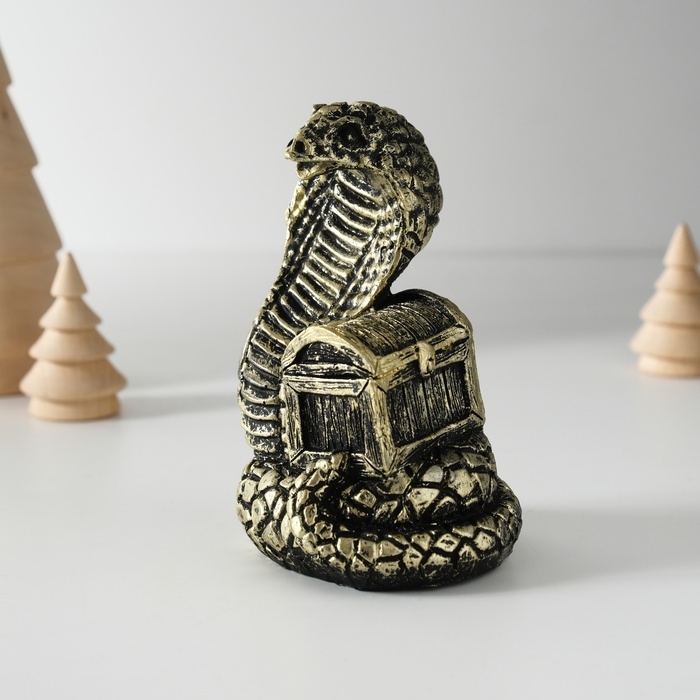 Копилка полистоун Копилка полистоун "Змей с сундуком" МИКС 7х5,5х10 см