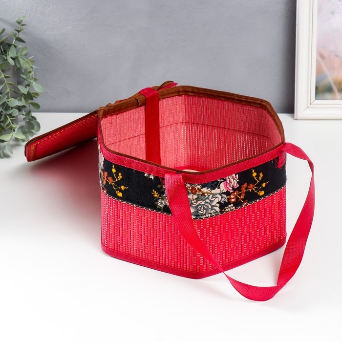 Шкатулка бамбук Шкатулка бамбук "Цветы на чёрном" красная, с ручками, молния 16х24х28 см