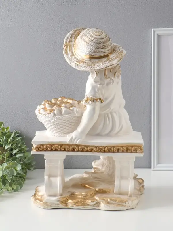 Фигура "Девочка на скамейке" перламутр с золотом, 46х31х22 см