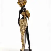 Фигурка декоративная &laquo;Африканка с попугаем&raquo;, 9.5&times;8.5&times;37 см