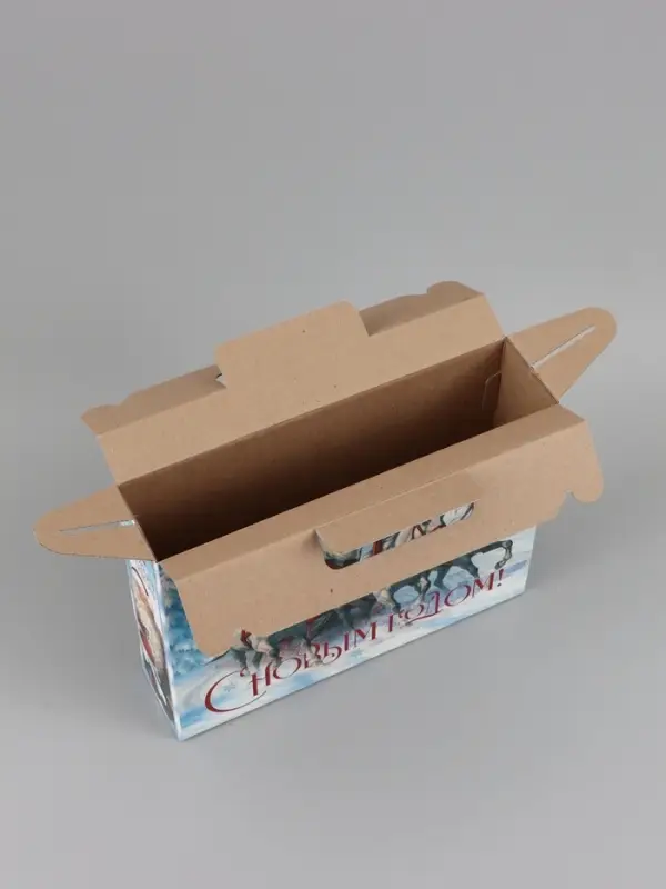 Коробка подарочная, самосборная &laquo;Сказочная тройка&raquo;, 33.7&times;25.7&times;7.9 см