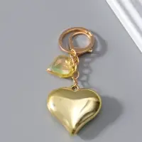 Брелок пластик с карабином "Два сердца" золото 4,5х4,5х1,5 см