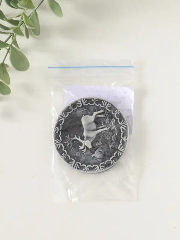 Магнит Магнит "Северный олень (барельеф)"