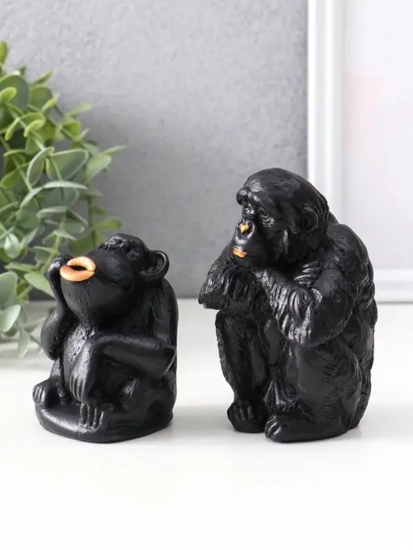 Набор статуэток «Обезьяны», 2 шт., 6.5×6.5×10 см, 6.5×5.5×7.5 см, чёрный Набор статуэток «Обезьяны», 2 шт., 6.5×6.5×10 см, 6.5×5.5×7.5 см, чёрный