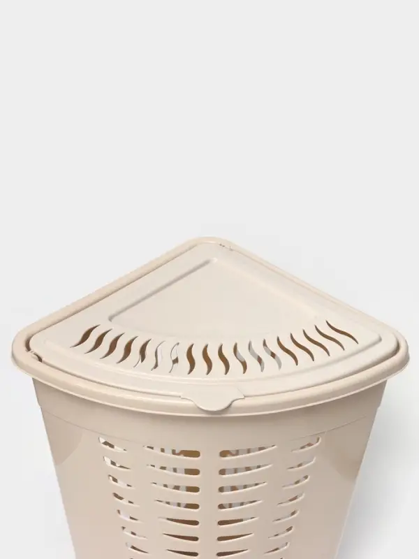 Корзина для белья угловая, 45 л, 37&times;50&times;56 см, с крышкой, слоновая кость