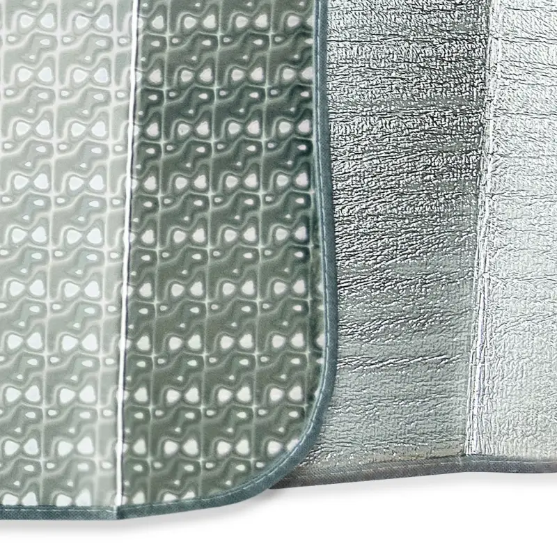 Шторка солнцезащитная (на лобовое стекло) SH-111M "LASER" 145x70 cm