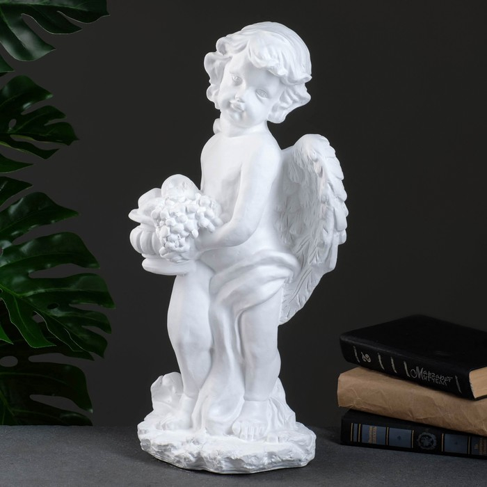 Фигура Фигура "Ангел с фруктами" белый 20х26х48см