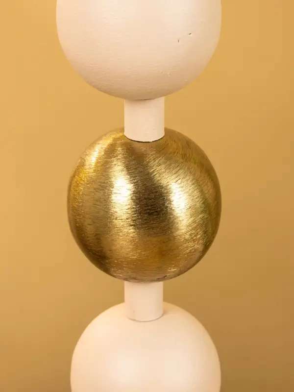 4 подсвечника на тарелке со сферами бежево-золотой 25,5х22,5х32 см