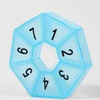 Таблетница «Цифры», 7.5×7.5×1.7 см, 7 секций, МИКС