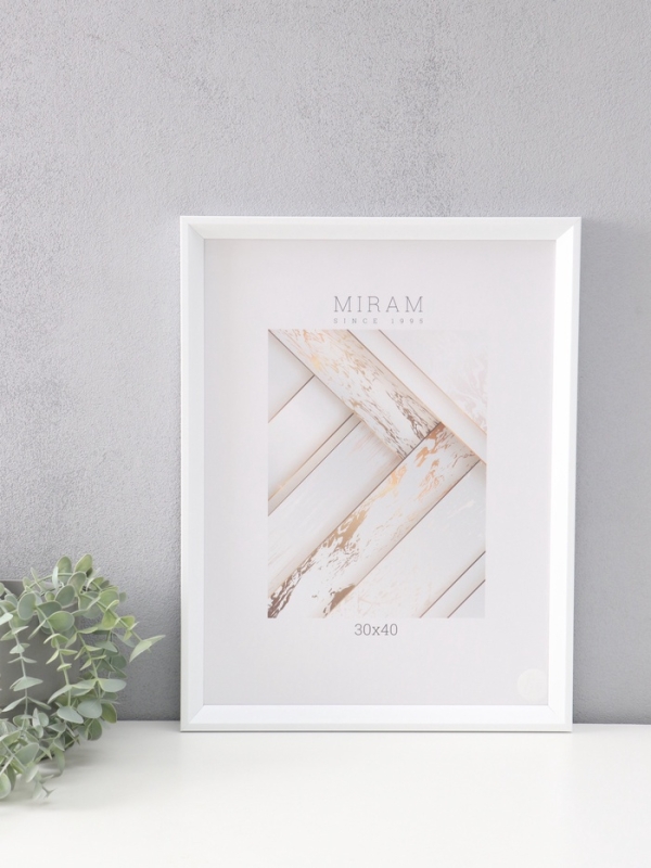 Фоторамка пластик "МИРАМ" 30х40 см, белый