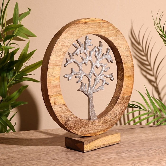 Сувенир интерьерный в деревянном кольце  Сувенир интерьерный в деревянном кольце "Любовь" 30х8х33 см