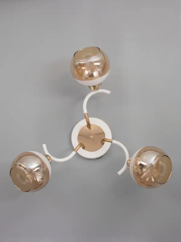 Люстра потолочная BayerLux &laquo;Анден&raquo;, 3хЕ27, 40 Вт, бело-золотой, 51&times;51&times;22 см