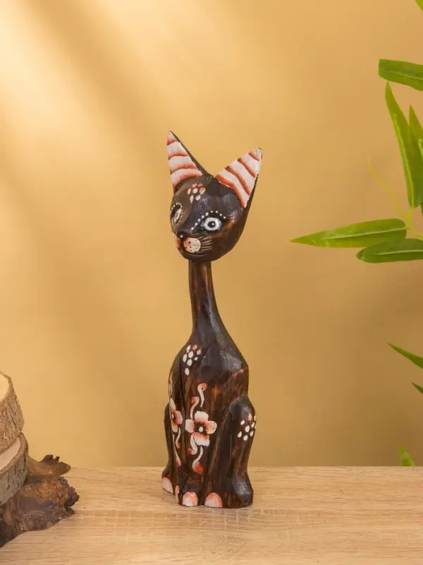 Сувенир «Кошка в ошейнике», 7×3.5×20 см, дерево Сувенир «Кошка в ошейнике», 7×3.5×20 см, дерево