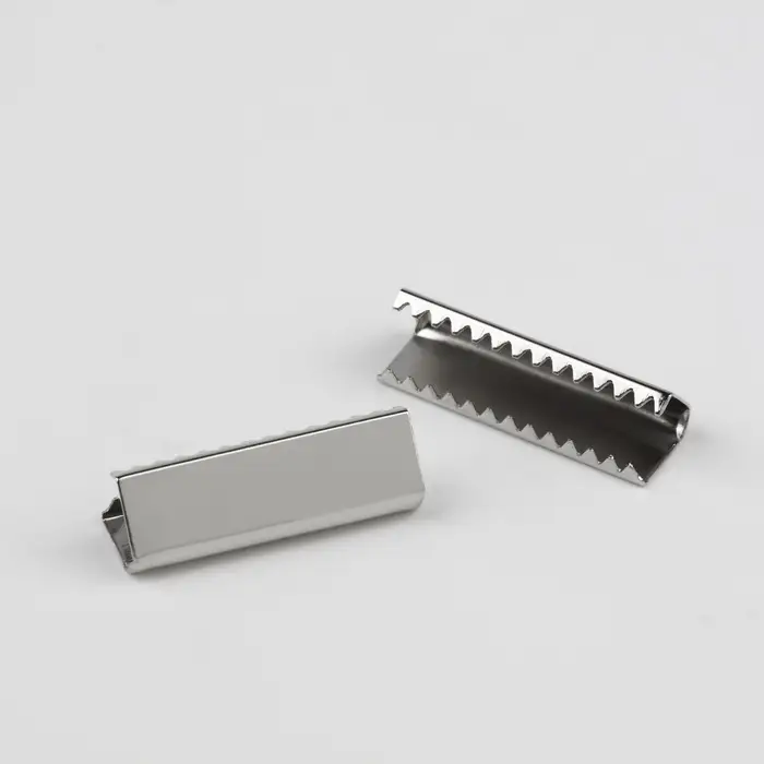 Наконечник-зажим для стропы, 6.5×20 мм, 10 шт., цвет серебряный Наконечник-зажим для стропы, 6.5×20 мм, 10 шт., цвет серебряный