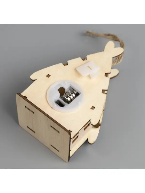 Ёлочная игрушка &laquo;Домик со снеговиком&raquo;, 7.7&times;11&times;6 см, 1 LED, от батареек, свечение тёплое белое