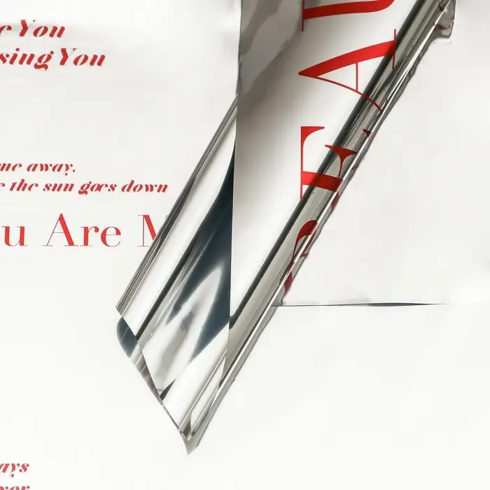 Пленка для цветов, 57×57 см, красный металлик Пленка для цветов, 57×57 см, красный металлик