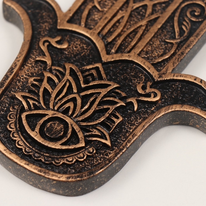 Подставка под благовония полистоун Подставка под благовония полистоун "Рука Фатимы" бронза 9,2x11x1 см