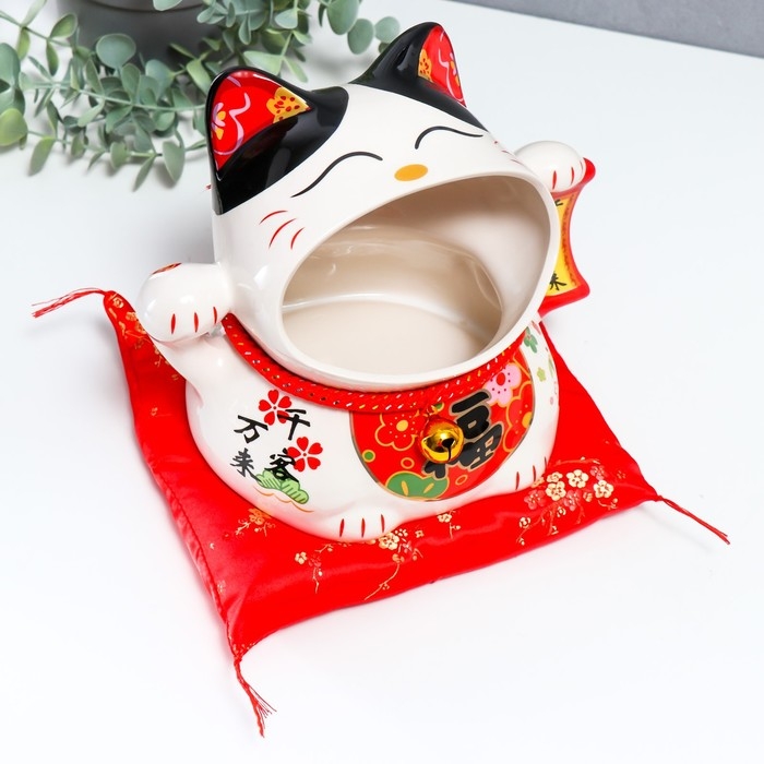 Сувенир подставка керамика Сувенир подставка керамика "Манэки-нэко со свитком" 22х17,5х18 см