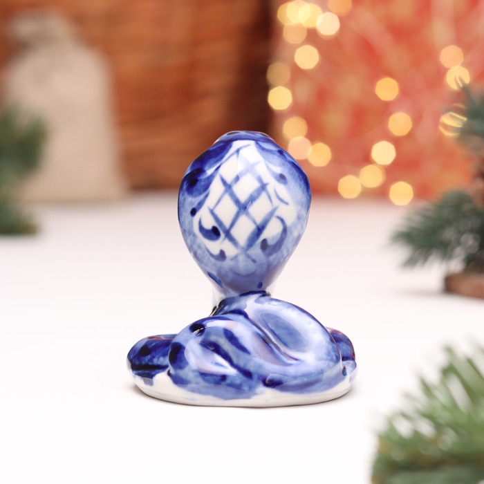 Новый год. Сувенир символ года Новый год. Сувенир символ года "Змея", №12, гжель, 6 см
