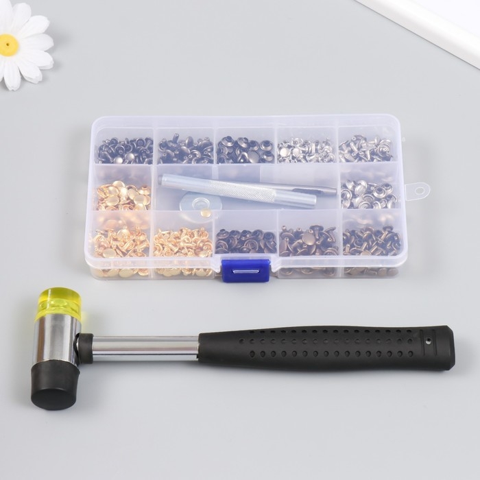 Набор заклёпок 244 шт 12 видов (8х8 мм; 6х6 мм) с молотком Набор заклёпок 244 шт 12 видов (8х8 мм; 6х6 мм) с молотком