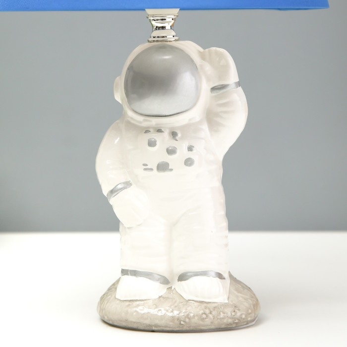 Настольная лампа "Астронавт " Е14 15Вт МИКС 20х20х34 см RISALUX