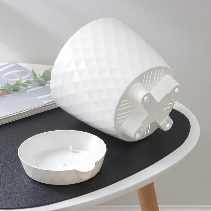 Горшок для цветов с прикорневым поливом «Румба», 3 л, цвет белый Горшок для цветов с прикорневым поливом «Румба», 3 л, цвет белый