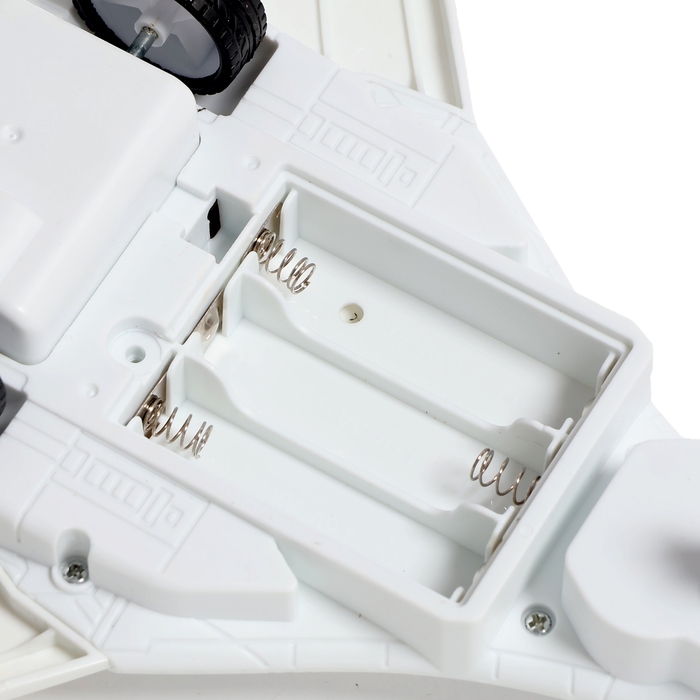 Самолет на радиоуправлении «Бомбардировщик», работает от батареек Самолет на радиоуправлении «Бомбардировщик», работает от батареек