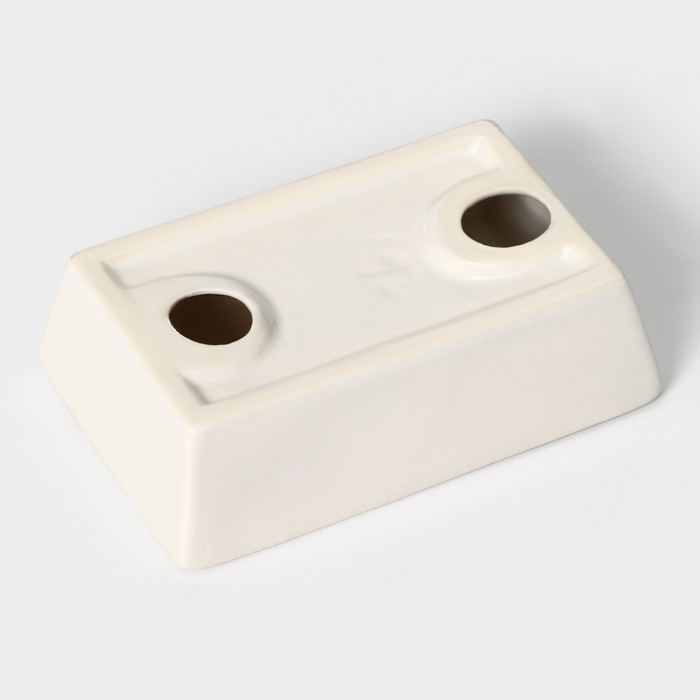 Набор аксессуаров для ванной комнаты Доляна «Цветочный барельеф», 4 предмета (дозатор 270 мл, мыльница, 2 стакана 210 мл), цвет белый Набор аксессуаров для ванной комнаты Доляна «Цветочный барельеф», 4 предмета (дозатор 270 мл, мыльница, 2 стакана 210 мл), цвет белый