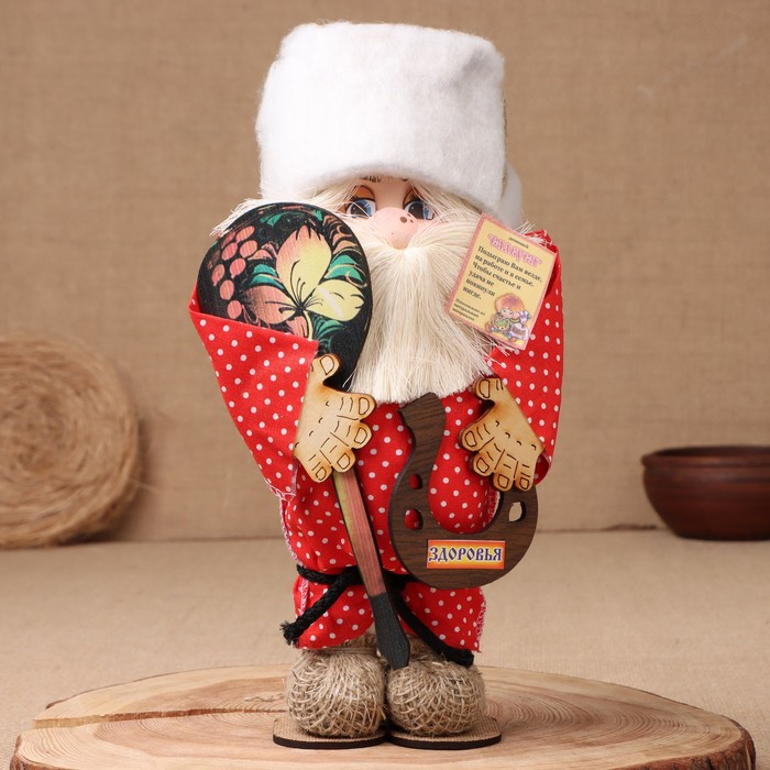 Оберег-домовой Оберег-домовой "Славуся в меховой шапке с ложкой и подковой", средний, 33х23х10 см, микс