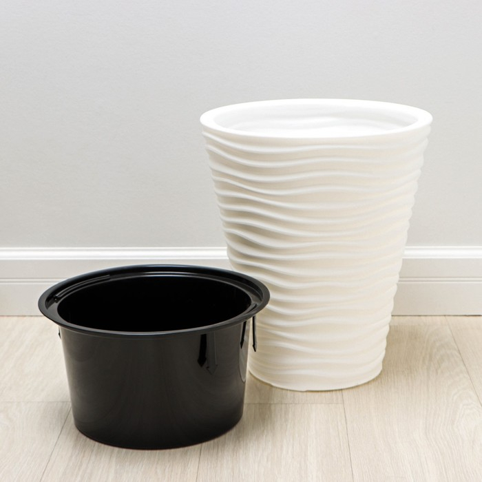 Кашпо для цветов со вставкой «Дюна», 19,5 л, цвет белый Кашпо для цветов со вставкой «Дюна», 19,5 л, цвет белый