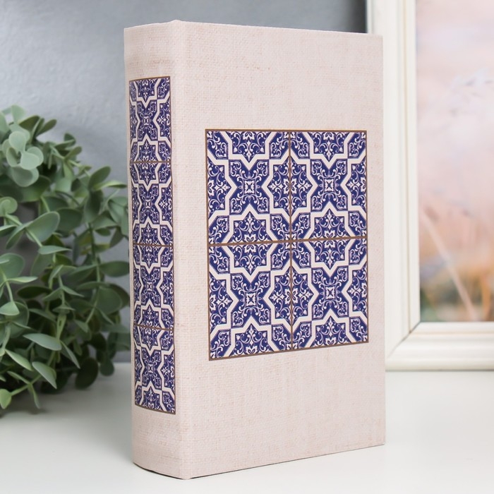 Сейф-книга дерево кожзам  Сейф-книга дерево кожзам "Синие узоры" 21х13х5 см