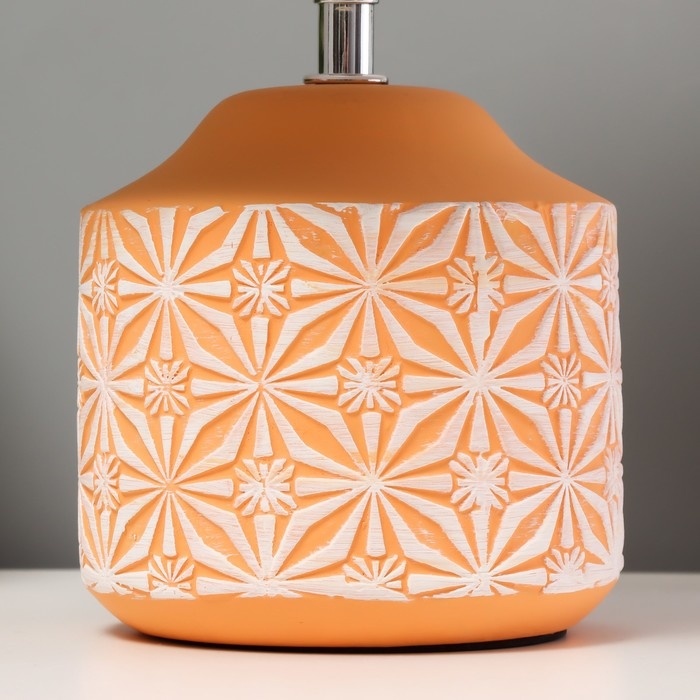 Настольная лампа Настольная лампа "Лиода" Е14 40Вт бежевый 20х20х29 см