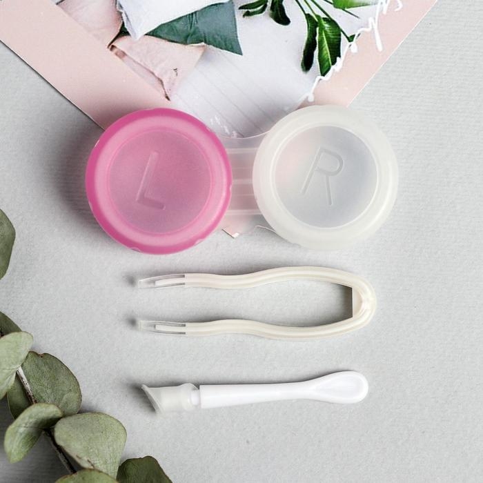 Контейнер для линз в наборе Контейнер для линз в наборе "Киса", голография, 6,5 см × 4,5 см