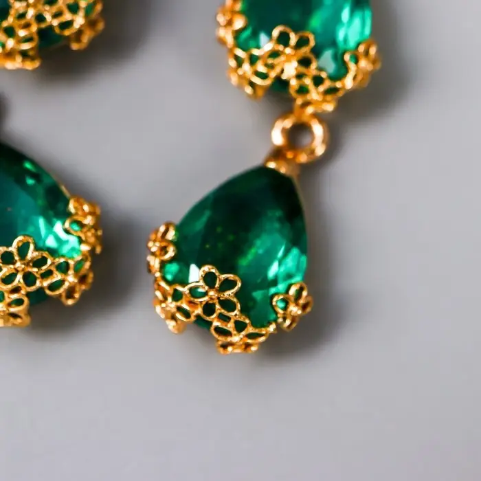 Декор для творчества пластик  Декор для творчества пластик "Капля с золотыми цветочками" морская волна кристалл 2х1,2 см