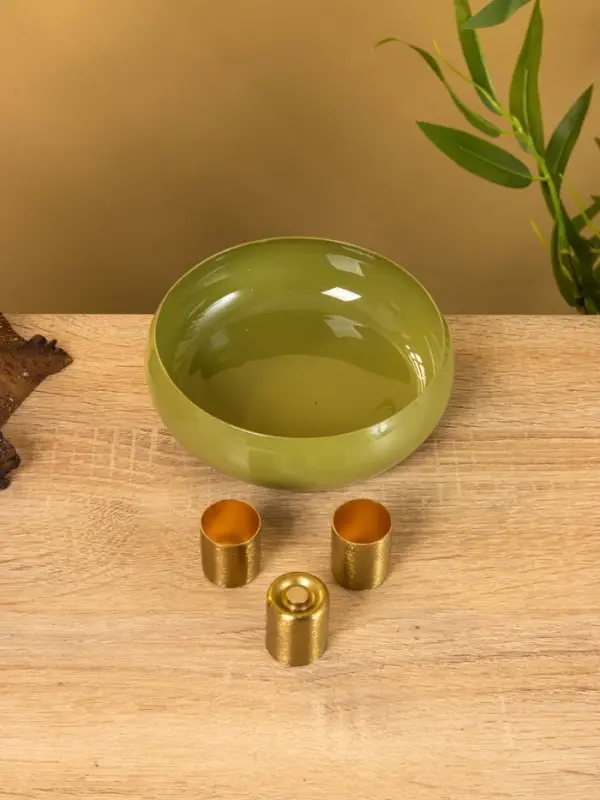 Подсвечник на 3 свечи на магнитах «Авокадо», 13×13×4 см Подсвечник на 3 свечи на магнитах «Авокадо», 13×13×4 см