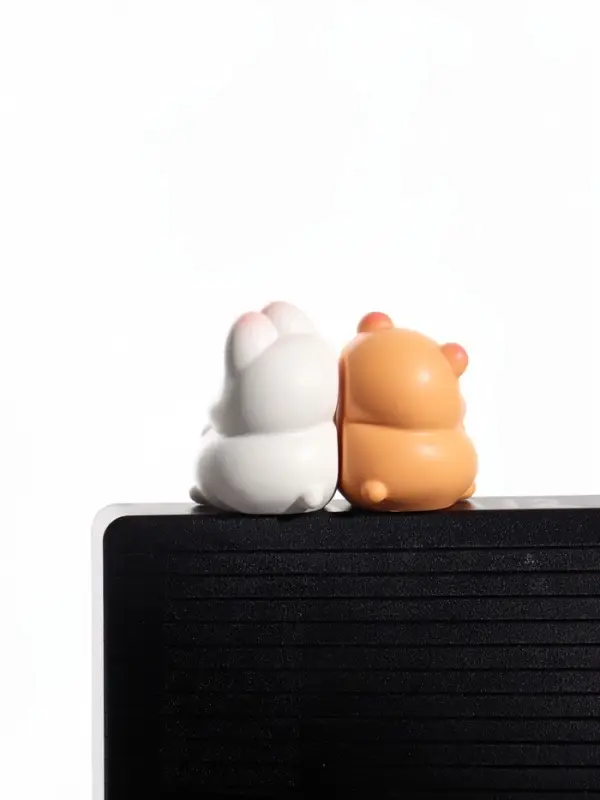 Мини - фигурка на монитор &laquo;Мишка и зайка&raquo;, набор 2 шт., 5&times;2.5&times;3.8 см