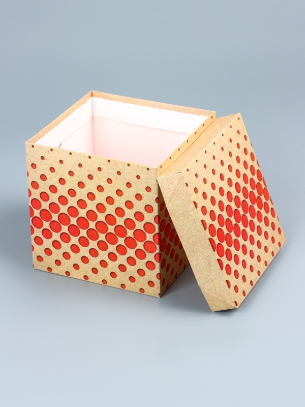 Коробка подарочная самосборная «Горошек» крафт 15×15×15 см Коробка подарочная самосборная «Горошек» крафт 15×15×15 см