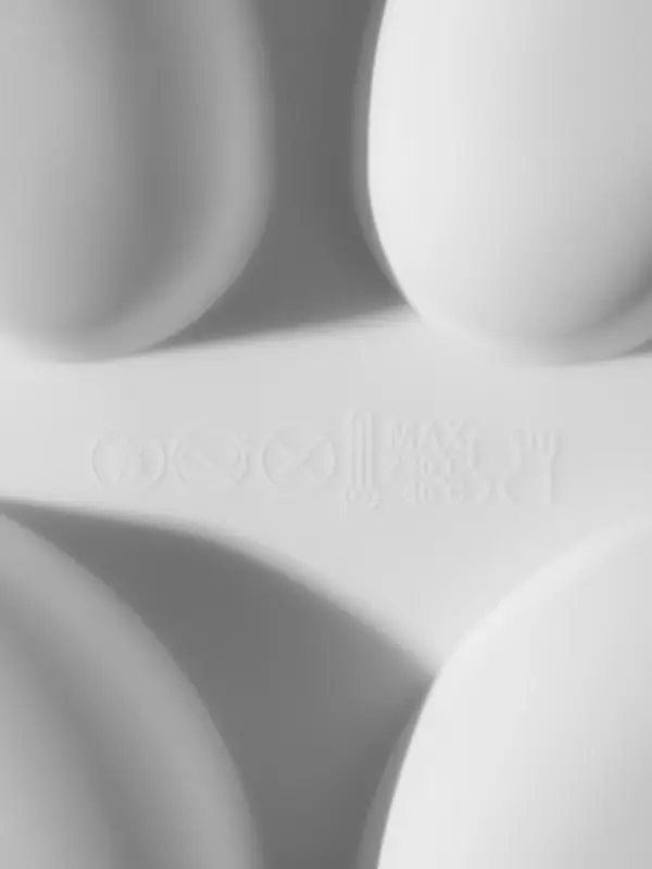 Форма для муссовых десертов и выпечки KONFINETTA &laquo;Сердца&raquo;, 30&times;17.5&times;3 см, 8 ячеек (6.2&times;6 см), силикон, белая