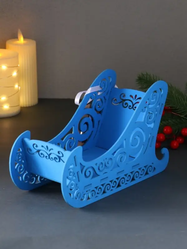 Шкатулка "Сани" с магнитом, 23х10х14 см, синий