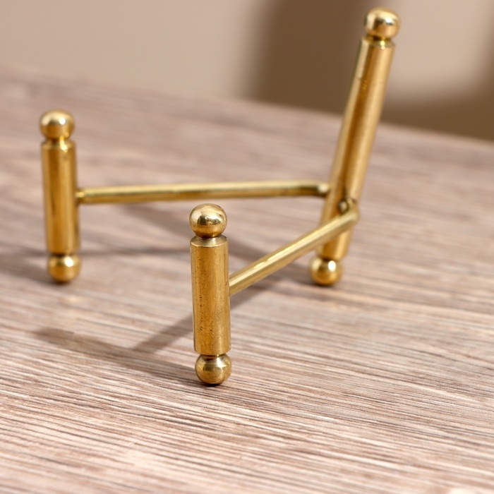 Подставка для книги  Подставка для книги "Трио" латунь 7х4х3 см