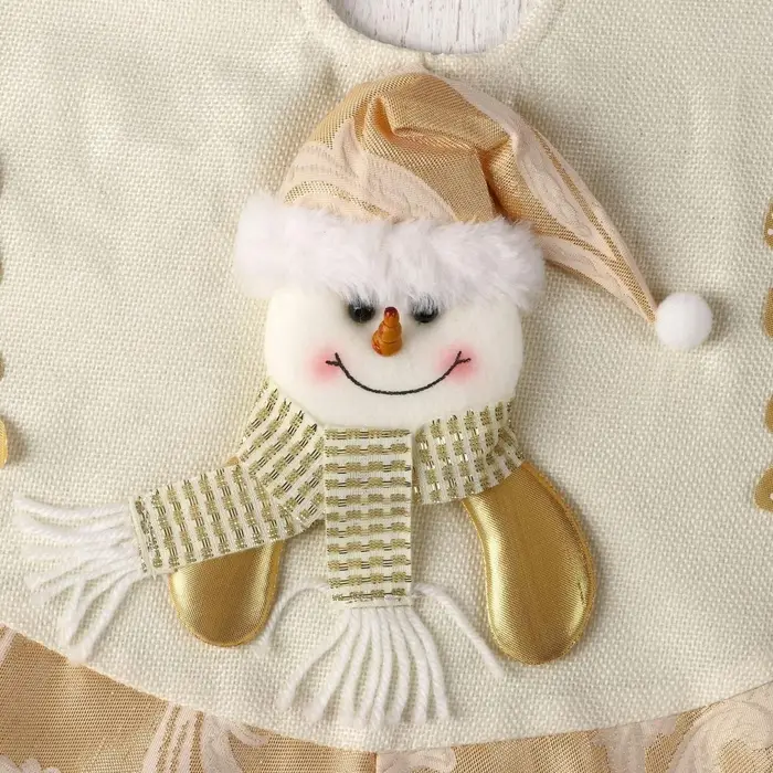 Коврик под ёлку &laquo;Снеговик и ёлочки&raquo; d=57 см, бело-золотой