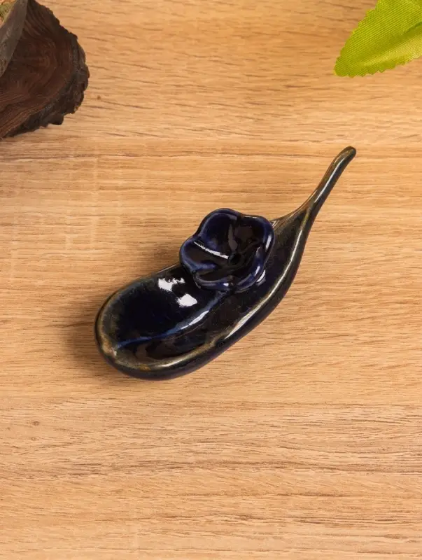 Подставка под благовония «Цветение», 10.5×3.5×3 см, керамика, синяя Подставка под благовония «Цветение», 10.5×3.5×3 см, керамика, синяя