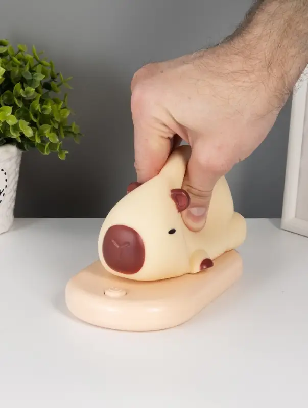 Ночник "Капибара на коврике" LED 3Вт 5V USB АКБ 9,3х15х13,2 см